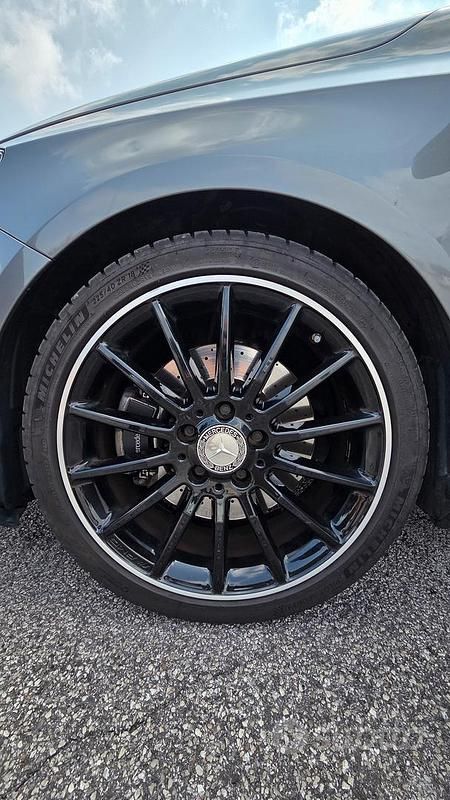 Usata Mercedes A250 Premium 211 CV (155 kW) 2015 Grigio Utilitaria