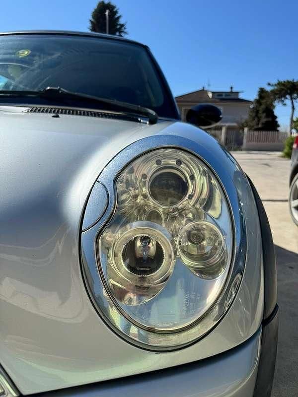 Usata Mini Cooper 116 CV (85 kW) 2004 Argento Utilitaria