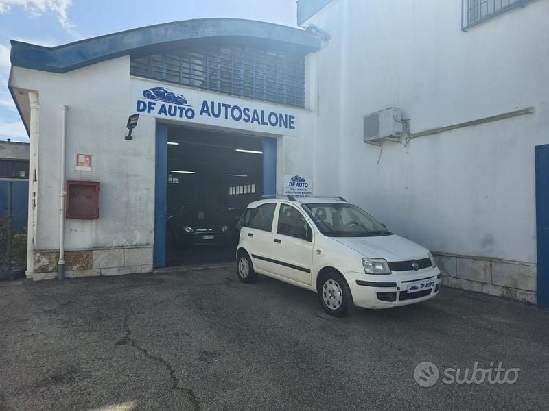 Usata Fiat Panda Lounge 69 CV (50 kW) 2013 Bianco Utilitaria