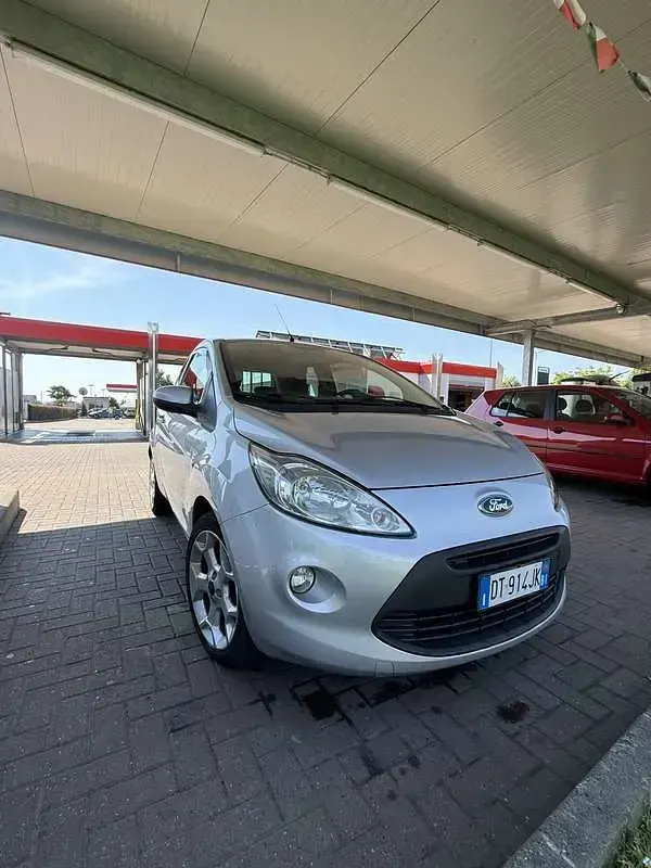 Usata Ford Ka Titanium 75 CV (55 kW) 2009 Utilitaria
