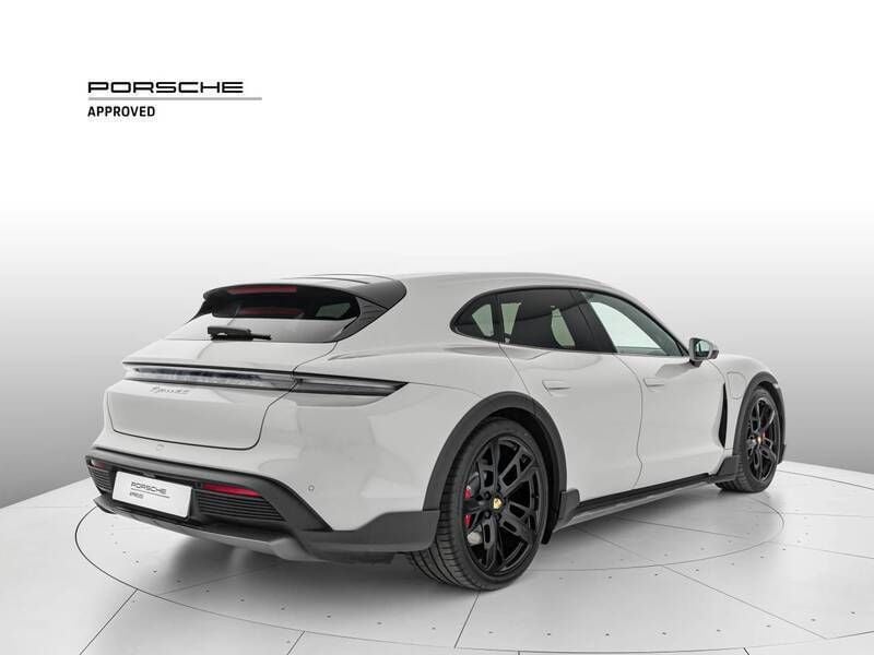 Usata Porsche Taycan 4S Cross Turismo 359 kW (489 CV) 2024 Gesso Berlina