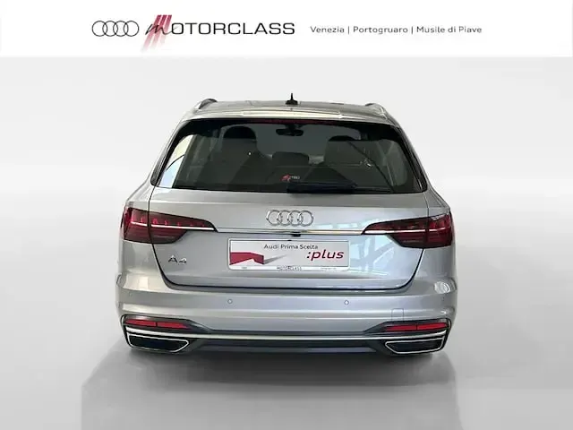 Usata Audi A4 Advanced Plus 136 CV (100 kW) 2022 Argento floret metallizzato Station wagon