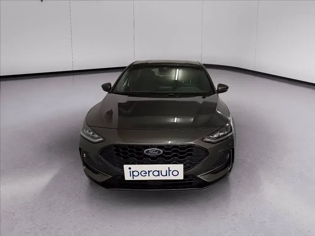 Usata Ford Focus ST-Line 125 CV (91 kW) 2022 Grigio s. Berlina