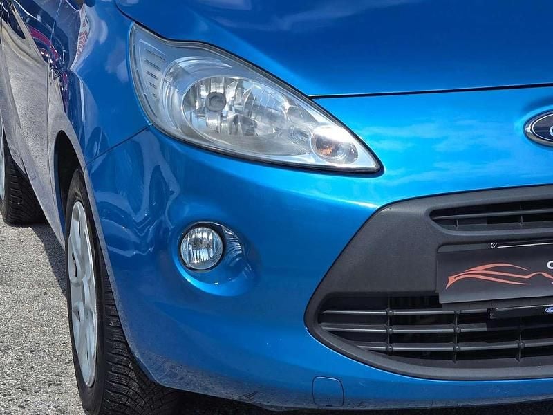 Usata Ford Ka 75 CV (55 kW) 2012 Blu/azzurro Utilitaria