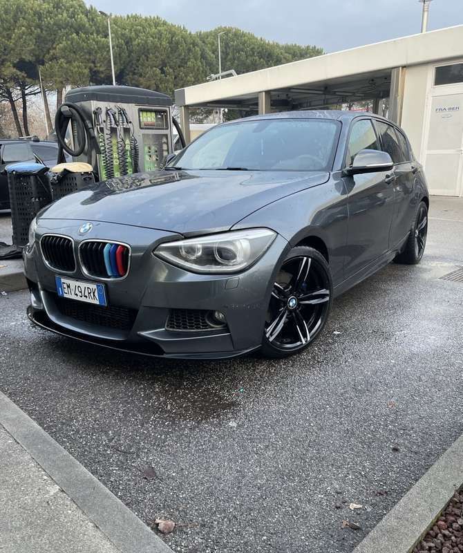 Usata 2012 BMW 120 M Sport Due volumi | 11.500 € (Cara) - Immagine 1/4
