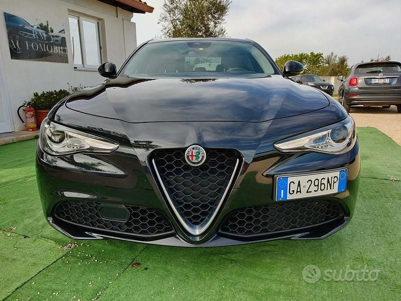 Brugt Alfa Romeo Giulia Super 160 HK (117 kW) 2020 Sort Sedan