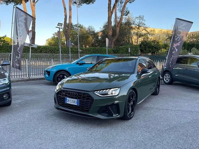 Verde Usata 2023 Audi A4 S-Line Station wagon | 29.890 € (Buon prezzo) - Immagine 1/4