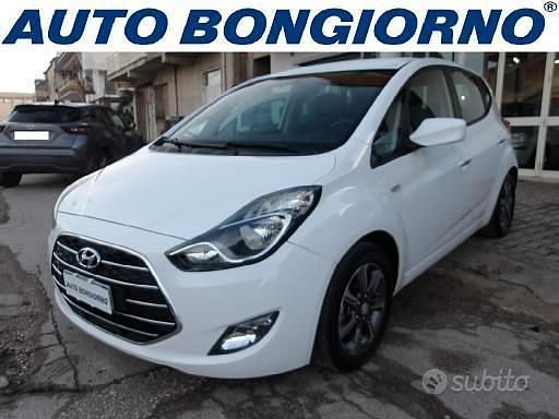 Blu Usata 2019 Hyundai i20 Berlina | 10.800 € (Buon prezzo) - Immagine 1/4