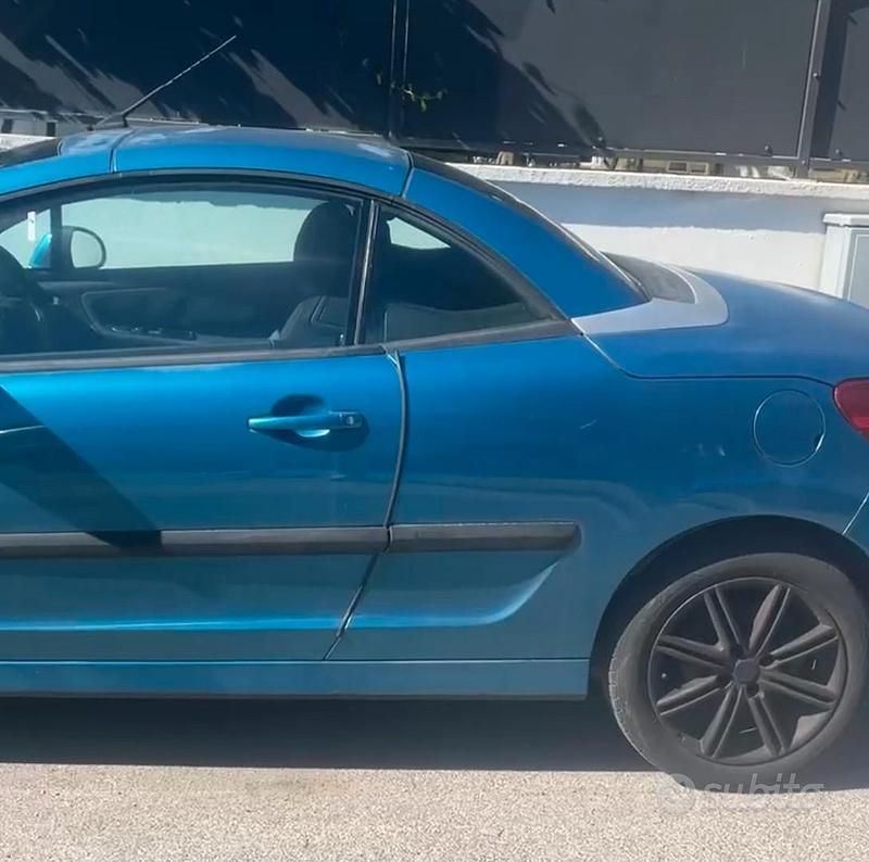 Usata Peugeot 207 CC 110 CV (80 kW) 2007 Cabrio