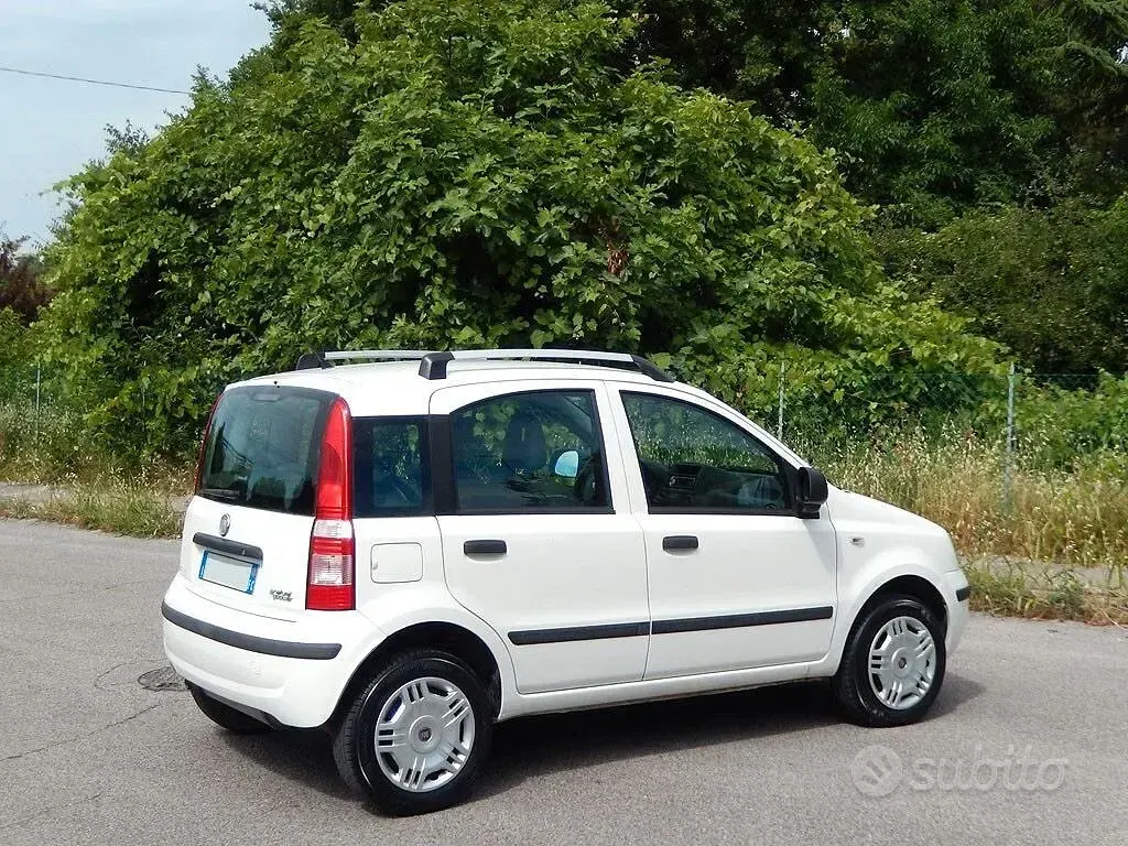 Usata Fiat Panda 69 CV (50 kW) 2012 Bianco Utilitaria