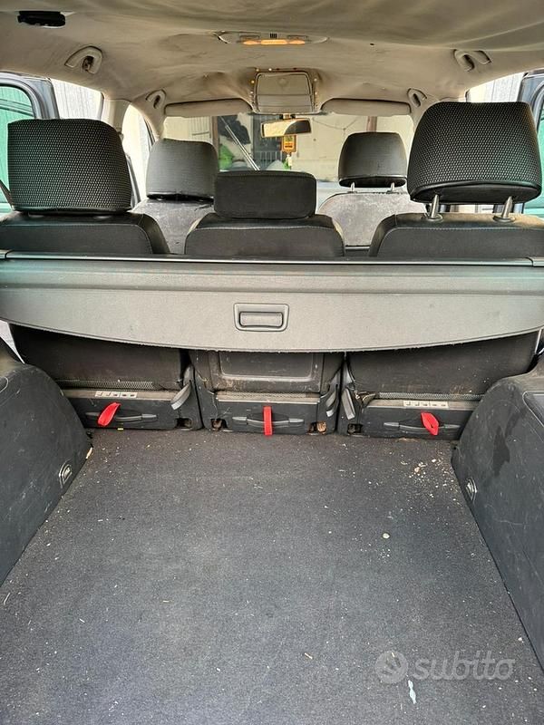 Usata VW Touran 101 CV (74 kW) 2004 Grigio Monovolume