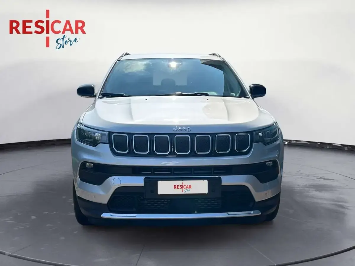 Usata Jeep Compass Longitude 131 CV (96 kW) 2021 Argento metallizzato SUV
