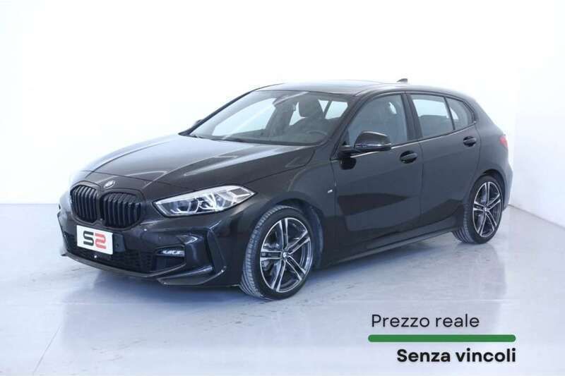 Nero Usata 2024 BMW 118 Shadowline Due volumi | 31.690 € (Buon prezzo) - Immagine 1/4