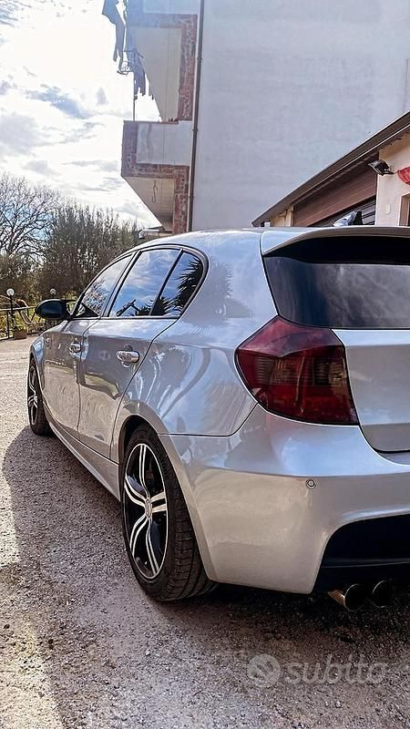 Usata BMW 118 143 CV (105 kW) 2006 Grigio Utilitaria