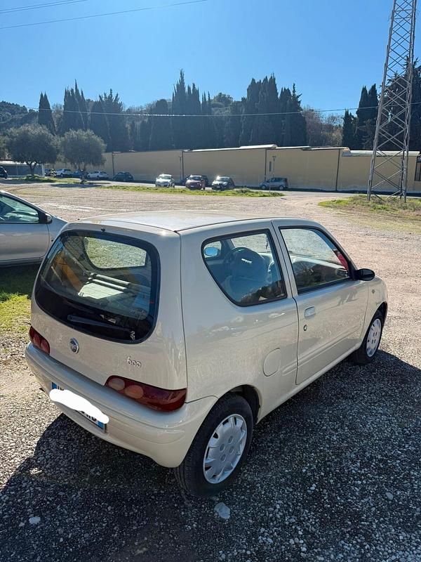 Usata Fiat 600 Anniversary 54 CV (39 kW) 2007 Beige Berlina