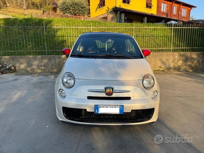 Bianco Usata 2008 Abarth 500 Due volumi | 8000 € (Ottimo prezzo) - Immagine 1/4