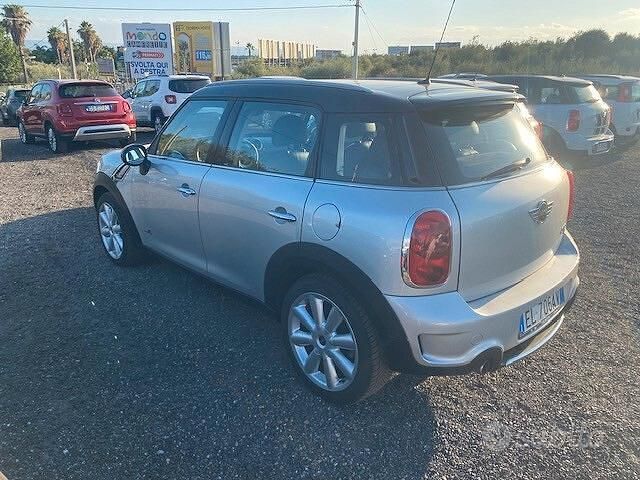 Usata Mini Cooper Countryman 143 CV (105 kW) 2012 Argento SUV