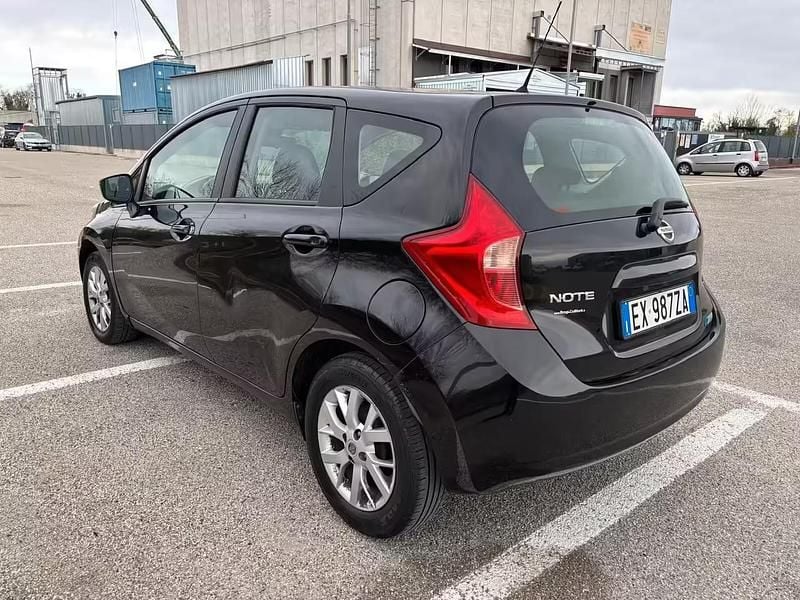 Usata Nissan Note Tekna 89 CV (65 kW) 2014 Nero Utilitaria