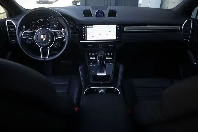 Usata Porsche Cayenne Platinum Edition 340 CV (250 kW) 2022 Nero SUV