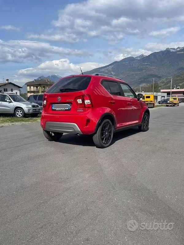 Usata Suzuki Ignis 83 CV (61 kW) 2022 Rosso SUV