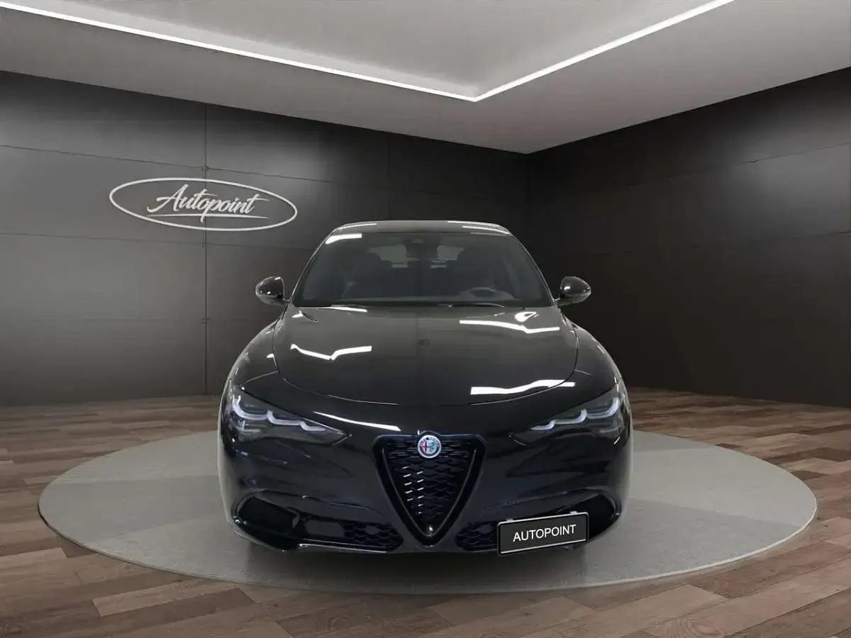 Nuova Alfa Romeo Stelvio Veloce 209 CV (153 kW) 2026 Nero SUV