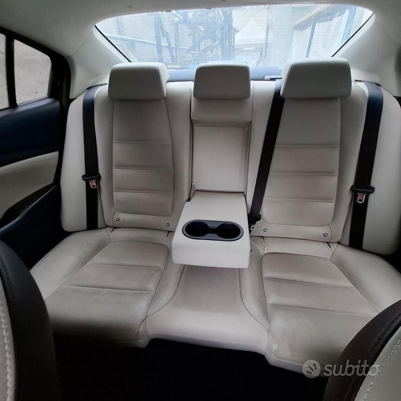 Usata Mazda 6 175 CV (128 kW) 2014 Nero Berlina