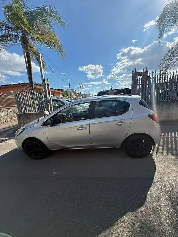 Usata Opel Corsa Cosmo 75 CV (55 kW) 2017 Utilitaria