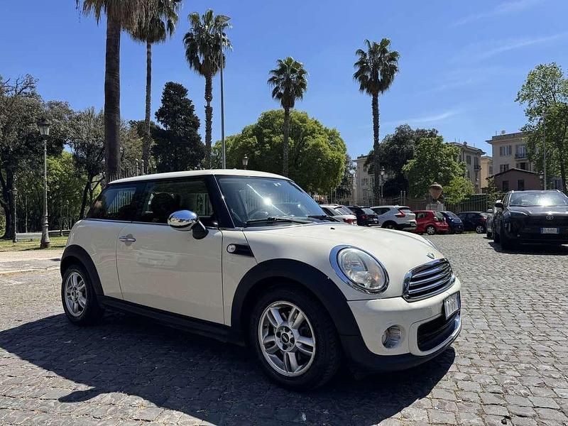 Usata Mini ONE 75 CV (55 kW) 2011 Bianco Utilitaria