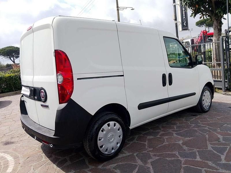 Usata Fiat Doblò 95 CV (69 kW) 2019 Bianco Monovolume