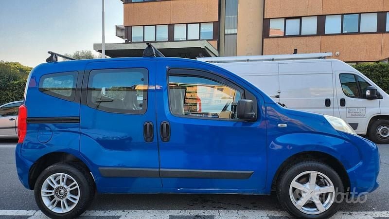 Usata Fiat Qubo Active 75 CV (55 kW) 2009 Blu Monovolume
