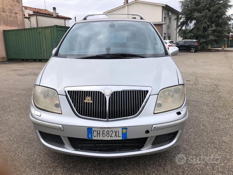 Usato 2003 Lancia Phedra 2.2 Diesel 128 CV (950 €)