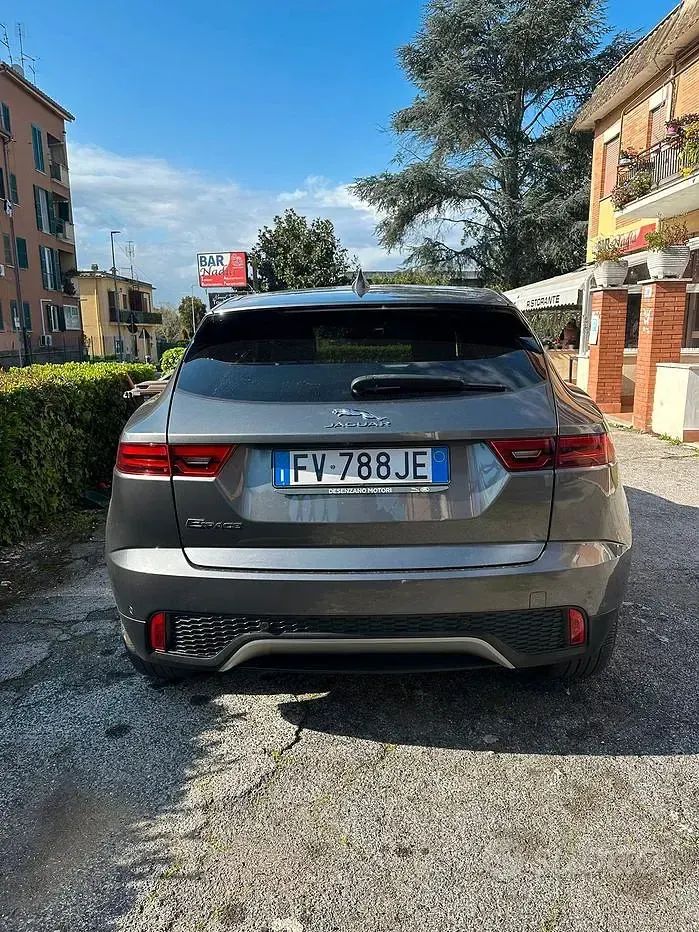 Usata Jaguar E-Pace 150 CV (110 kW) 2019 Grigio SUV