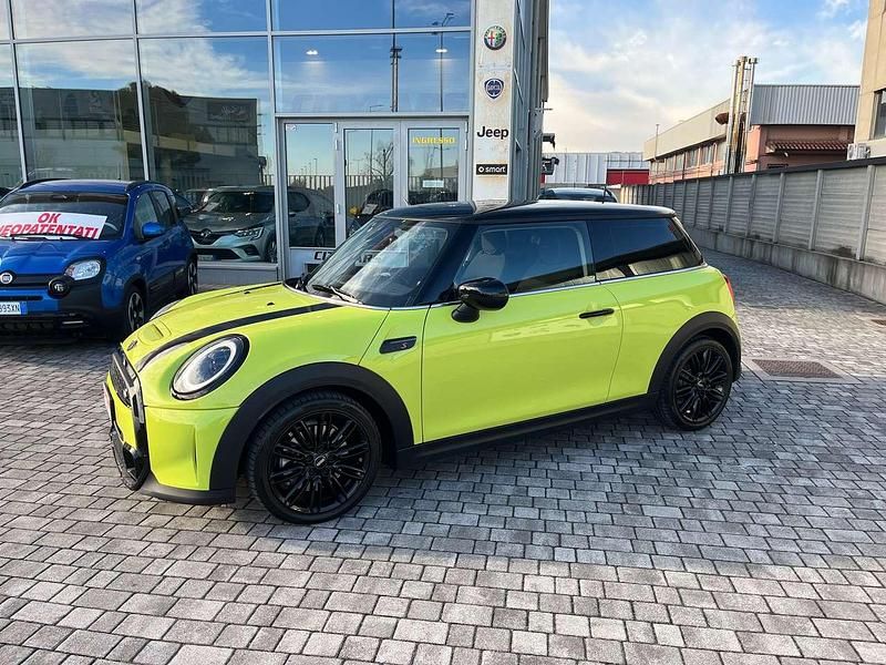 Usata Mini Cooper S Essential 178 CV (130 kW) 2023 Giallo Utilitaria