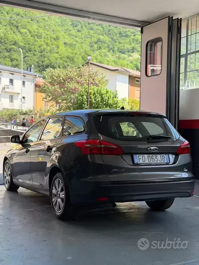 Brugt Ford Focus 95 HK (69 kW) 2016 Grå Stationcar