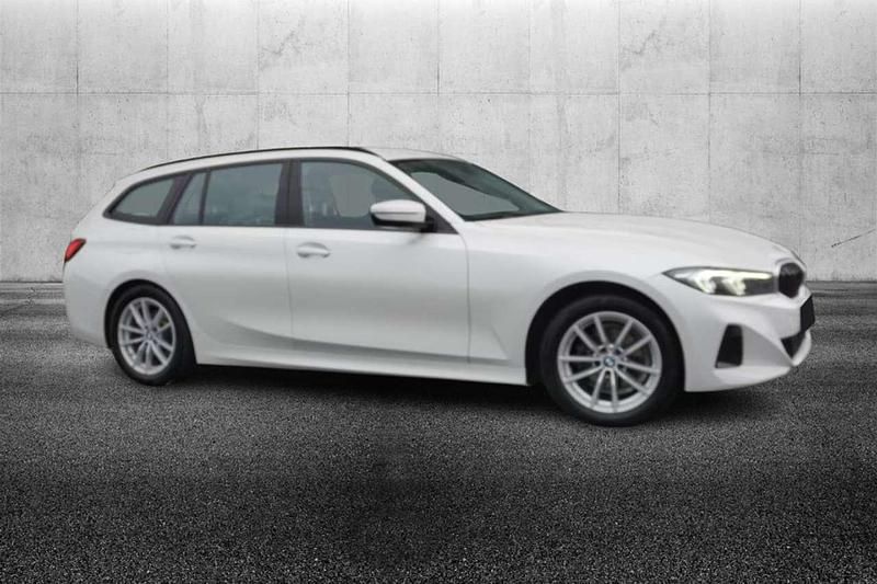 Usata BMW 318 Comfort Edition 150 CV (110 kW) 2023 Bianco Station wagon