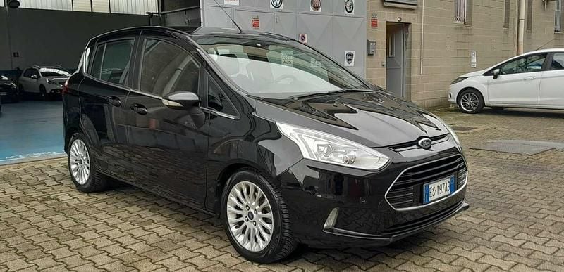 Nero Usata 2013 Ford B-MAX Titanium Monovolume | 6900 € (Buon prezzo) - Immagine 1/4