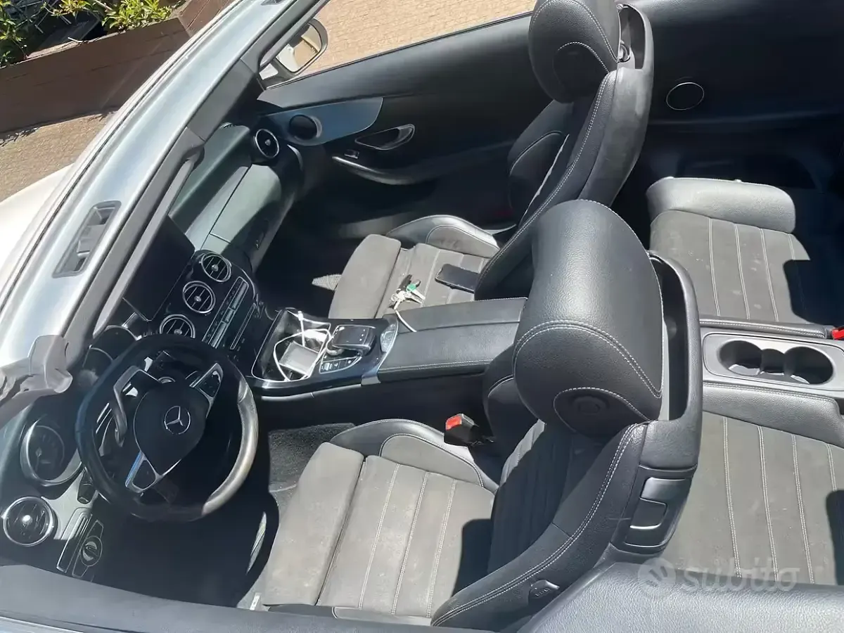 Usata Mercedes C220 170 CV (125 kW) 2017 Bianco Cabrio