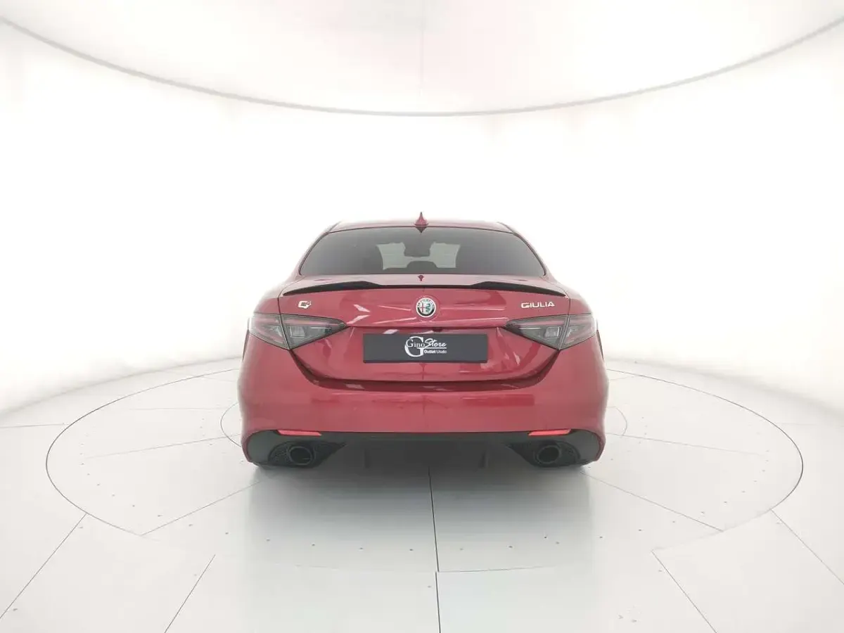 Usata Alfa Romeo Giulia Veloce 211 CV (155 kW) 2023 Rosso Berlina