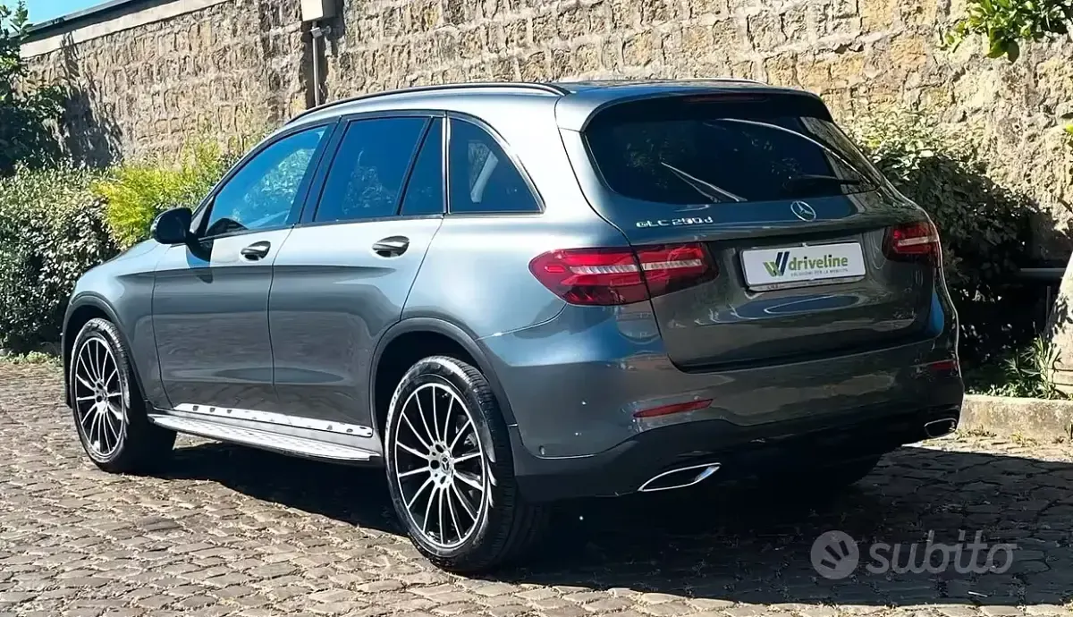 Usata Mercedes GLC250 Executive 204 CV (150 kW) 2019 Grigio SUV