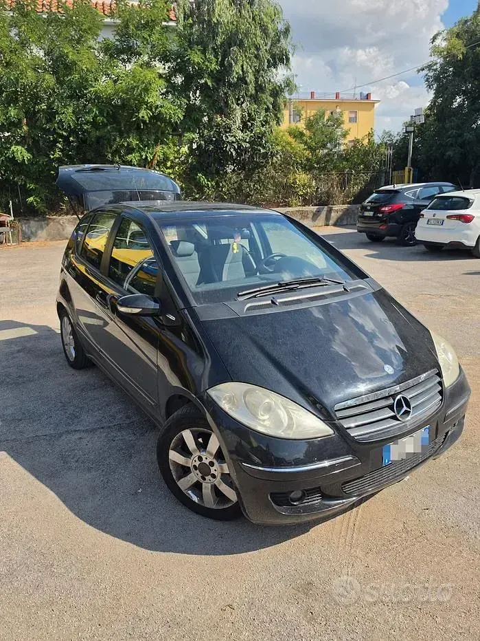 Usata Mercedes A180 Elegance 109 CV (80 kW) 2008 Nero Berlina
