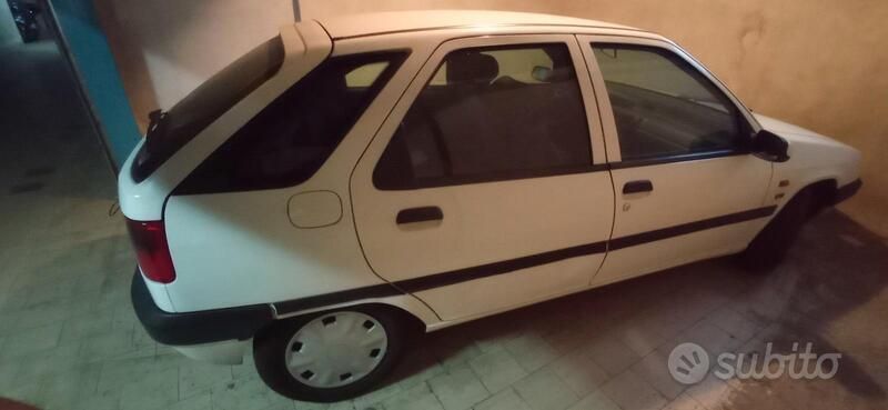 Usata Citroën ZX 75 CV (55 kW) 1994 Bianco Berlina