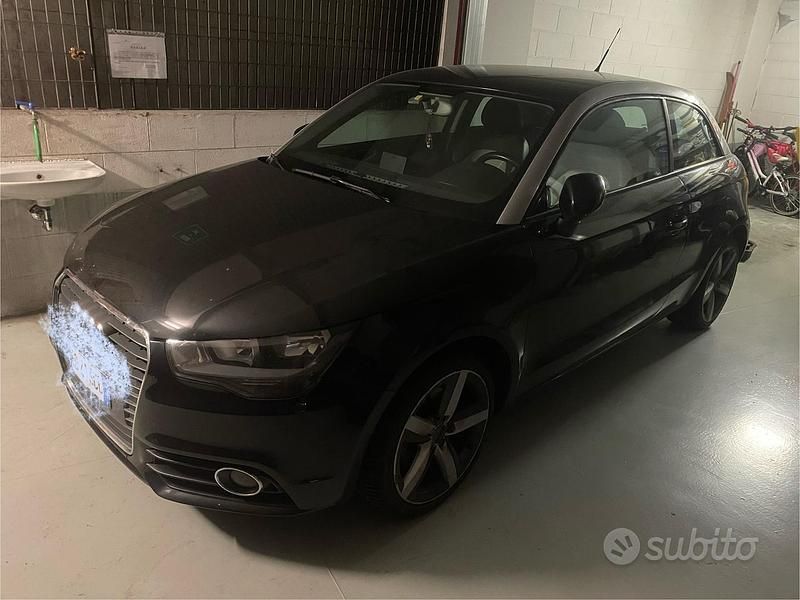Usata Audi A1 105 CV (77 kW) 2010 Nero Utilitaria