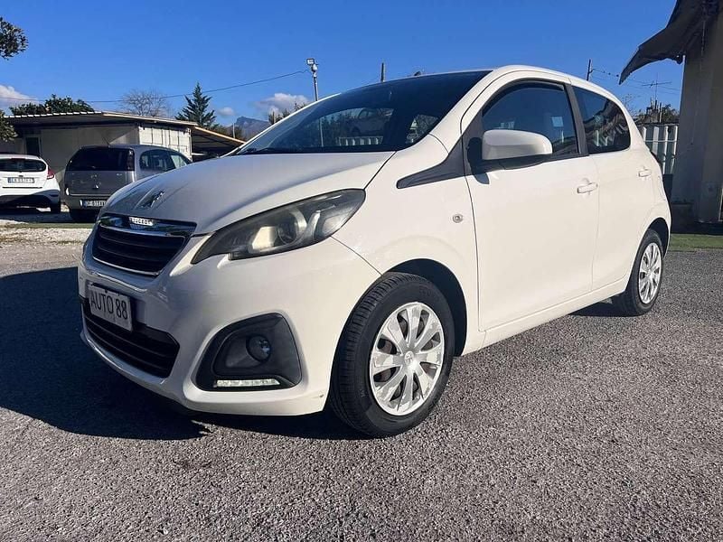 Bianco Usata 2014 Peugeot 108 Due volumi | 6000 € (Buon prezzo) - Immagine 1/4
