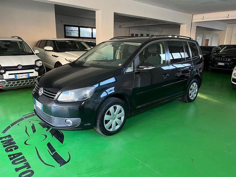 Nero Usata 2012 VW Touran Comfortline Monovolume | 3990 € (Buon prezzo) - Immagine 1/4