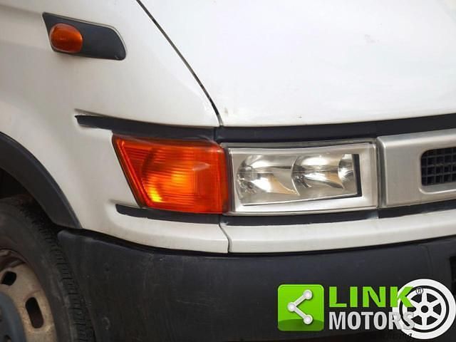 Usata Iveco Daily 90 CV (66 kW) 2002 Bianco Cabrio