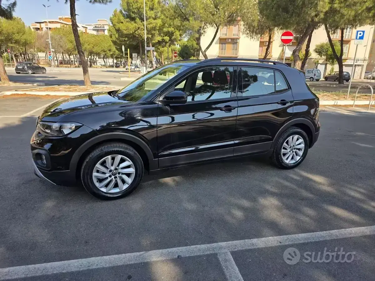Usata VW T-Cross 95 CV (69 kW) 2023 Nero SUV