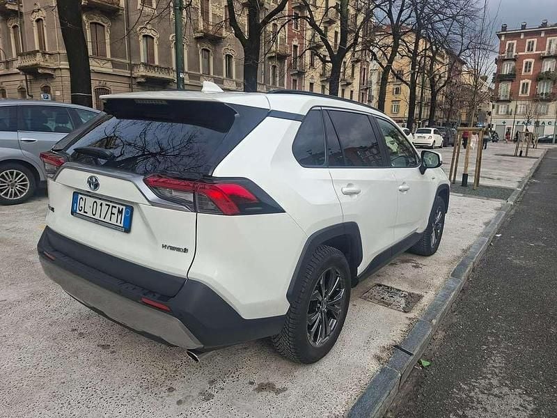 Usata Toyota RAV4 Hybrid Active 178 CV (130 kW) 2023 Bianco SUV