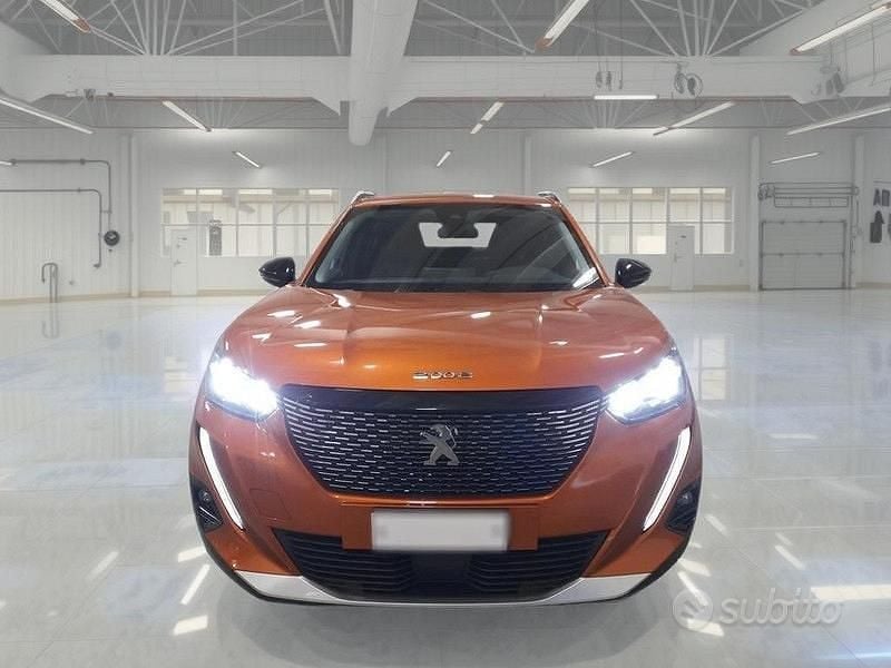 Usata Peugeot 2008 Allure 130 CV (95 kW) 2022 SUV