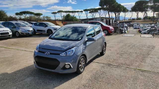 Gray Usata 2014 Hyundai i10 Prime Due volumi | 7800 € (Buon prezzo) - Immagine 1/4