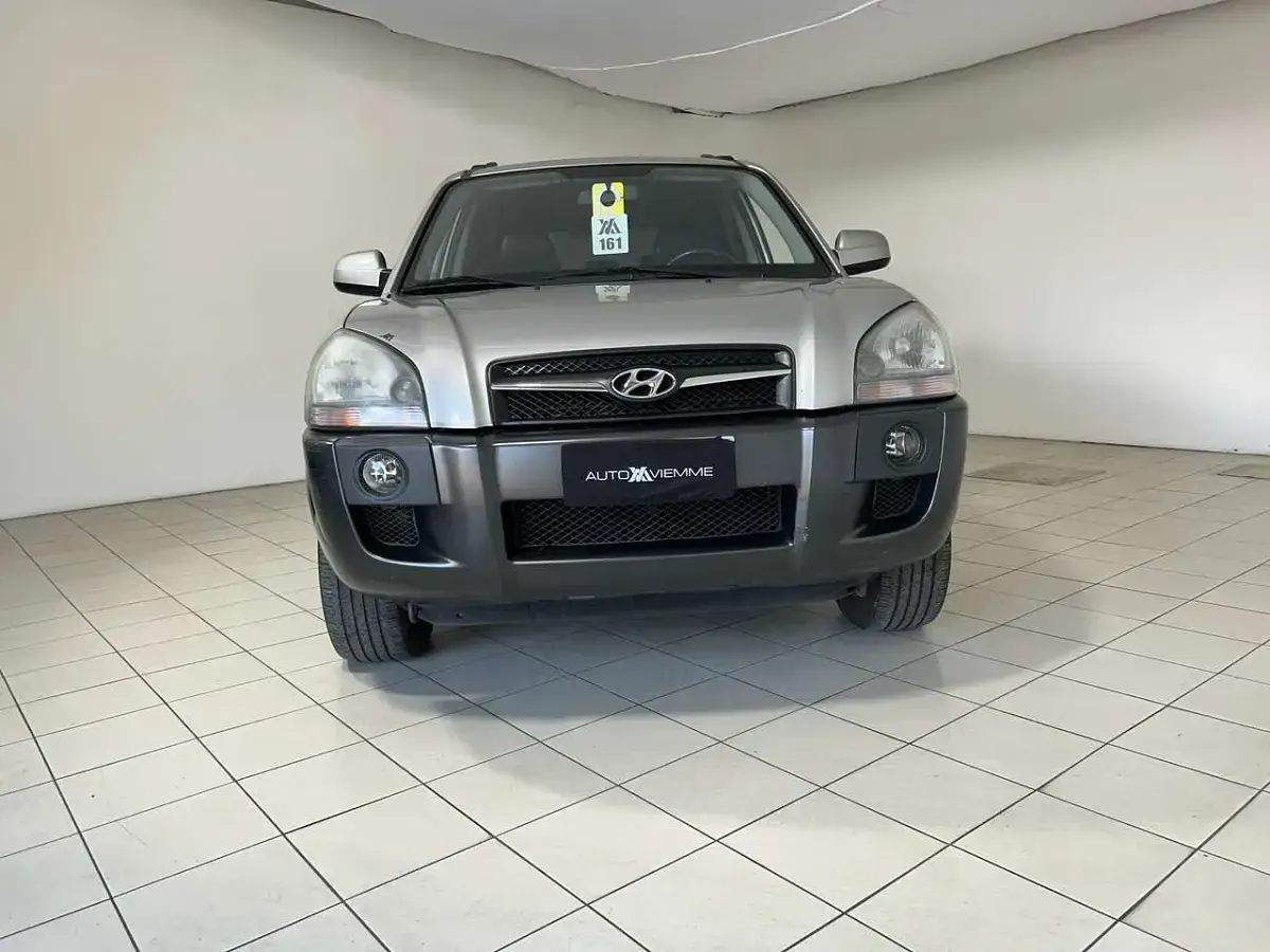 Usata Hyundai Tucson Dynamiq 140 CV (102 kW) 2010 Argento SUV
